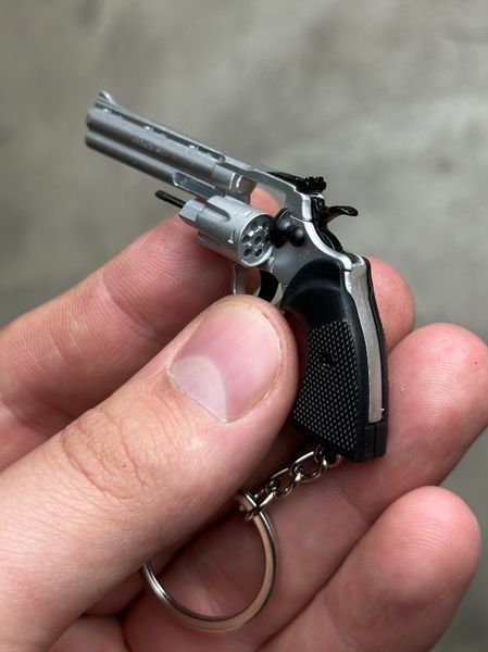 Мініатюрний металевий брелок-револьвер Colt Python 357, сірий BREL-93.2 фото