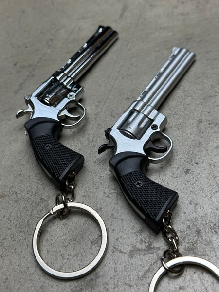 Мініатюрний металевий брелок-револьвер Colt Python 357, сірий BREL-93.2 фото