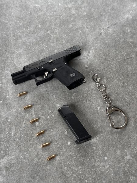Glock 19 з імітацією вильоту гільз та кейсом BREL-115 фото